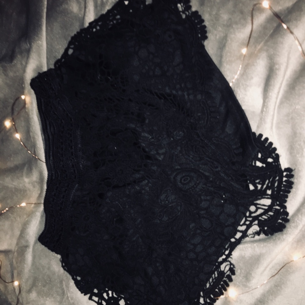 Rue21 Lace black shorts